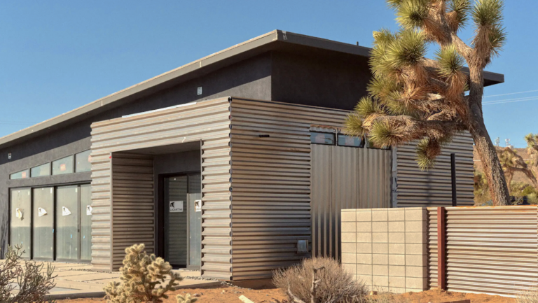 new home built in desert