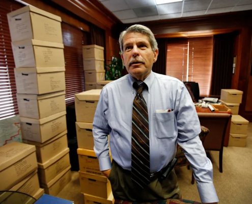 Zev Yaroslavsky, a former member of the Los Angeles County Board of Supervisors, in his then-office in 2014. (Los Angeles Times)