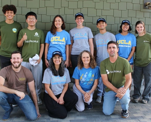 group of 11 people