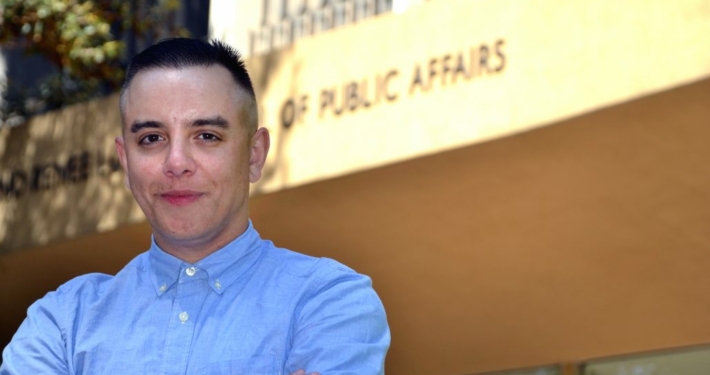 headshot of carlos santos