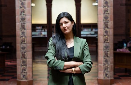Ahmanise Sanati MSW '10 is a mental health clinical supervisor at Los Angeles County's Twin Towers Correctional Facility. Photo by David Esquivel