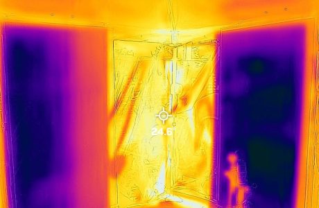 A thermal camera image of the interior of the cooling structure during field testing in San Fernando.