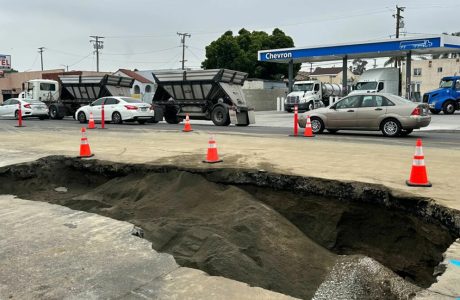 StreetPotHole1