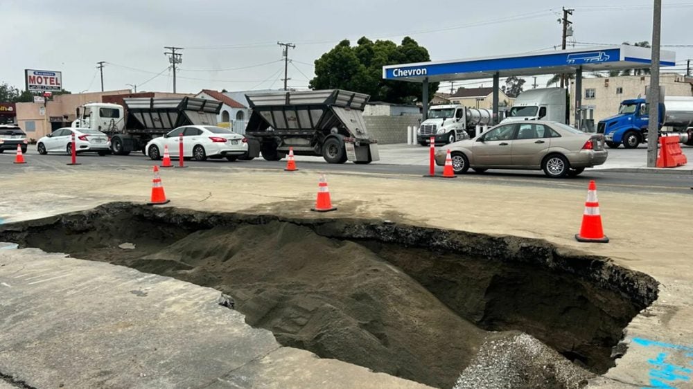 StreetPotHole1