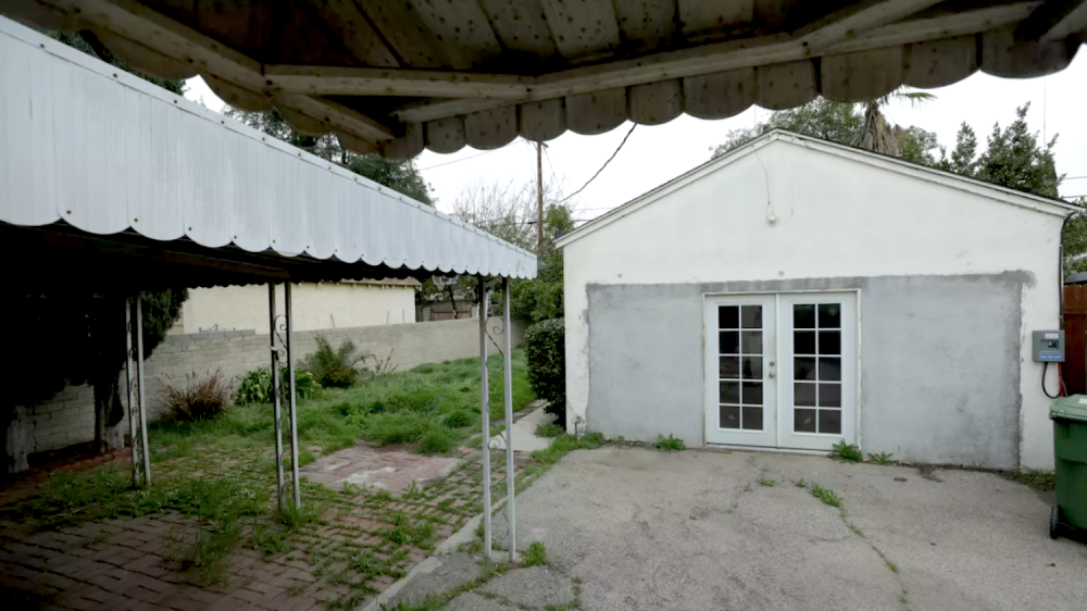 garage turned into housing unit