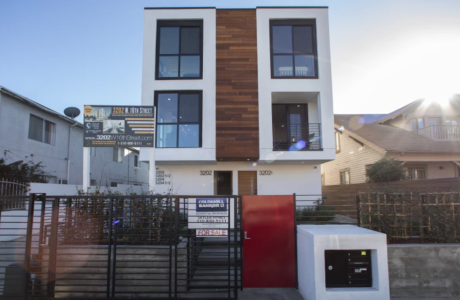 housing units in Los Angeles